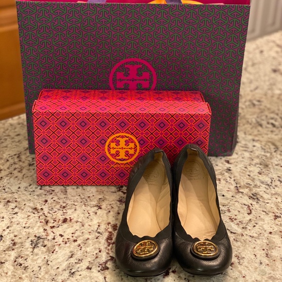 Tory Burch Reva Ballet Flats - Picture 10 of 11